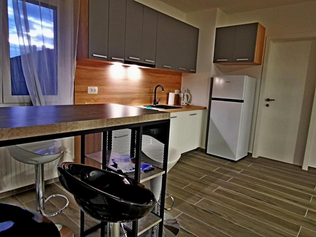 Golden - Self Check In Apartment Osijek Luaran gambar